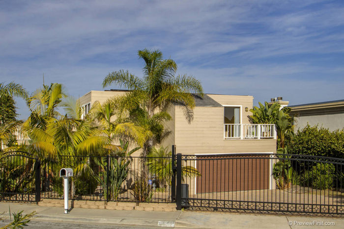 2042 Via Casa, before, photo 1